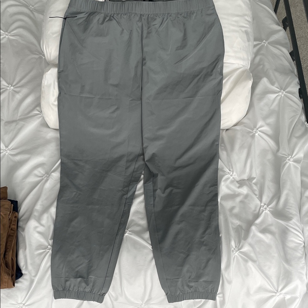 GAP Men's Charcoal Joggers